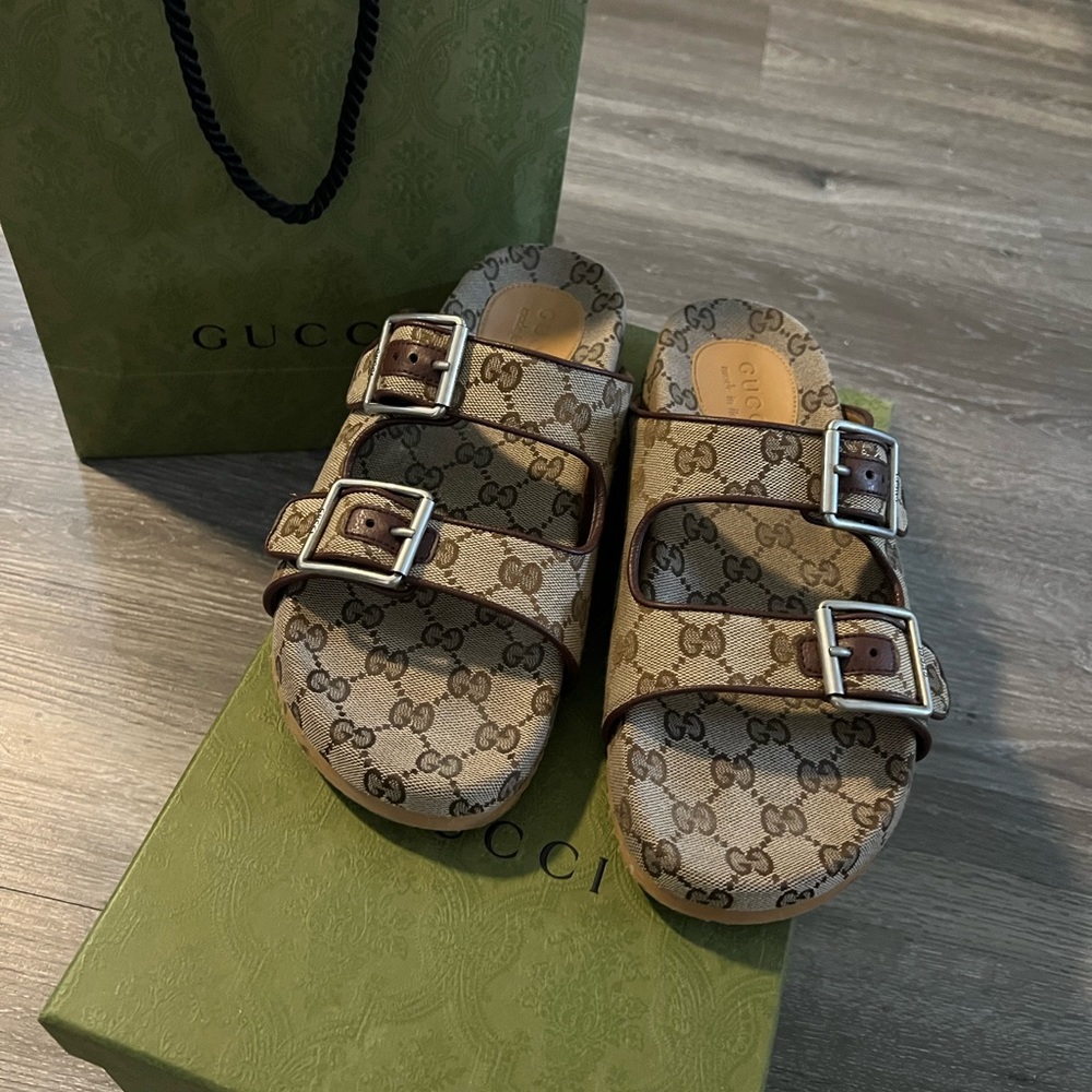 Gucci double strap sandals. Men’s size 7
